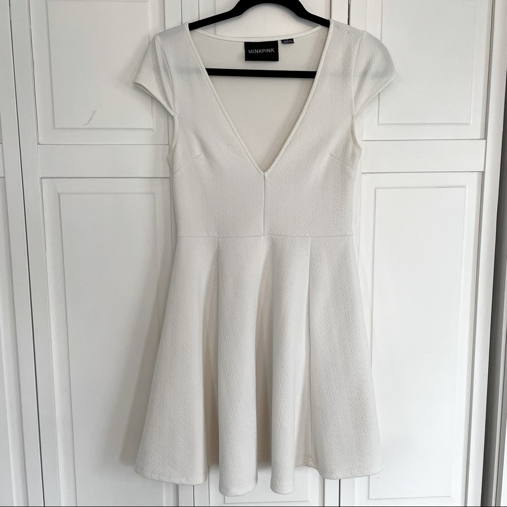 MINKPINK WHITE DRESS